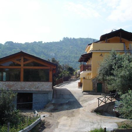 Agriturismo Cozzo Dell'Ovo Rossano Stazione Exterior photo